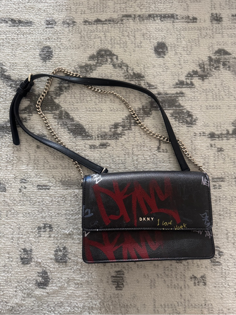 DKNY